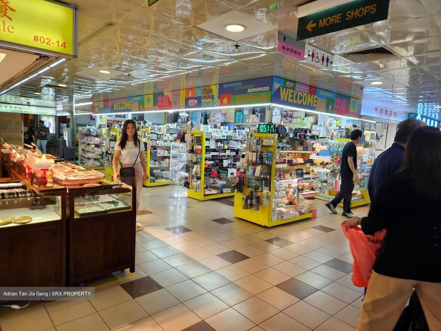 Thong Chai Medical Institution (D1), Shop House #520977061